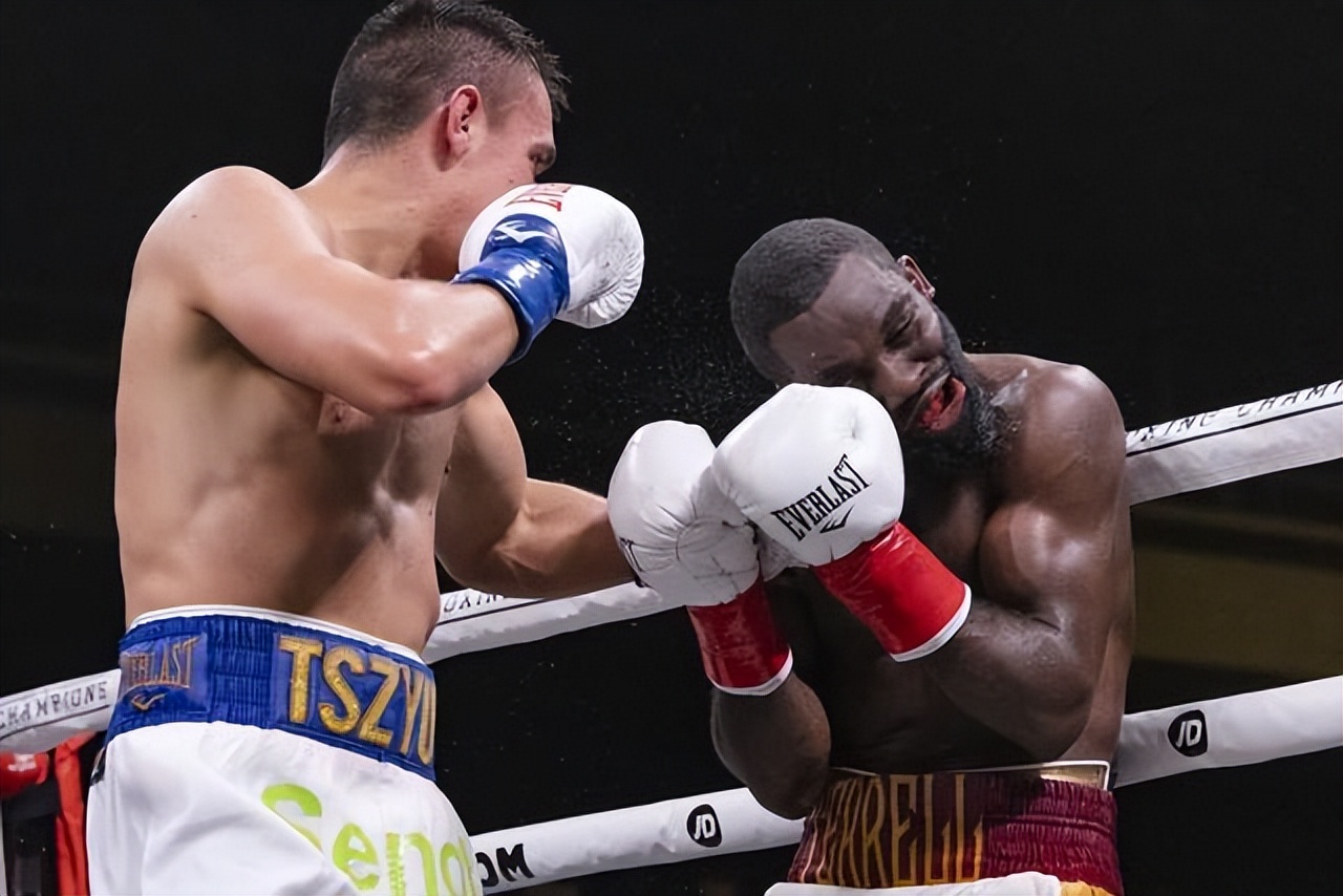 开云体育-包含SKT观众热烈欢呼！，蒂姆迎来十五赛季出色发挥上演精彩一战的词条-开云体育