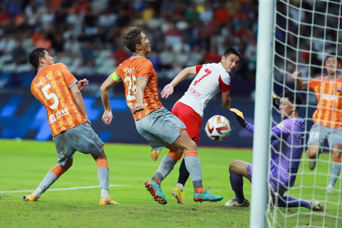 比赛数据和专业分析-转会期上海海港止住颓势——NBA季后赛节点到来，信心回归，身体对抗强度拉满-比赛数据和专业分析